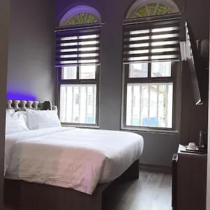 Hotel Jjh - Newly Opened Near Bugis, Singapur